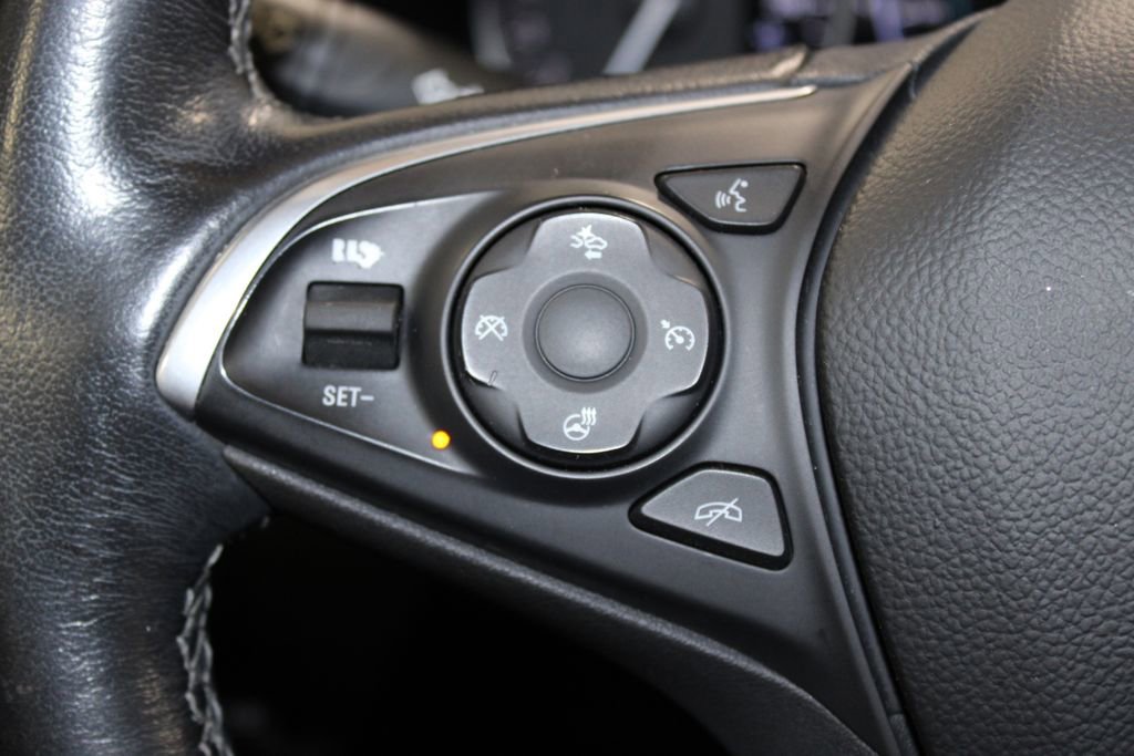 Used 2020 Buick Envision Premium w/ Driver Confidence Package image 34