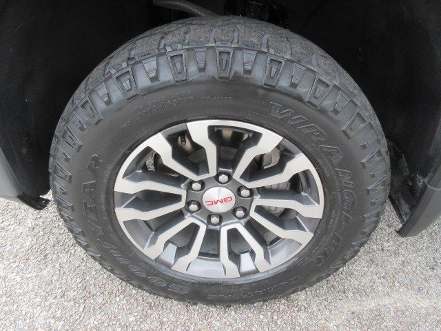 Used 2021 GMC Sierra 1500 AT4 w/ AT4 Value Package AWD/4WD image 12