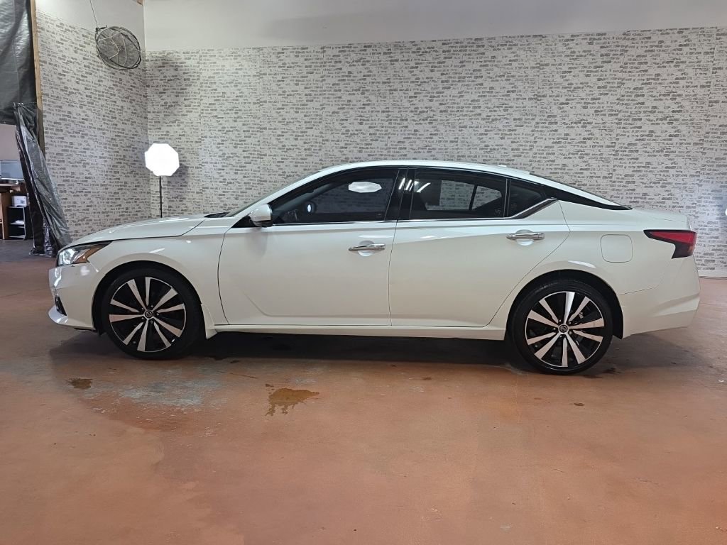 Used 2021 Nissan Altima 2.5 Platinum AWD/4WD image 4