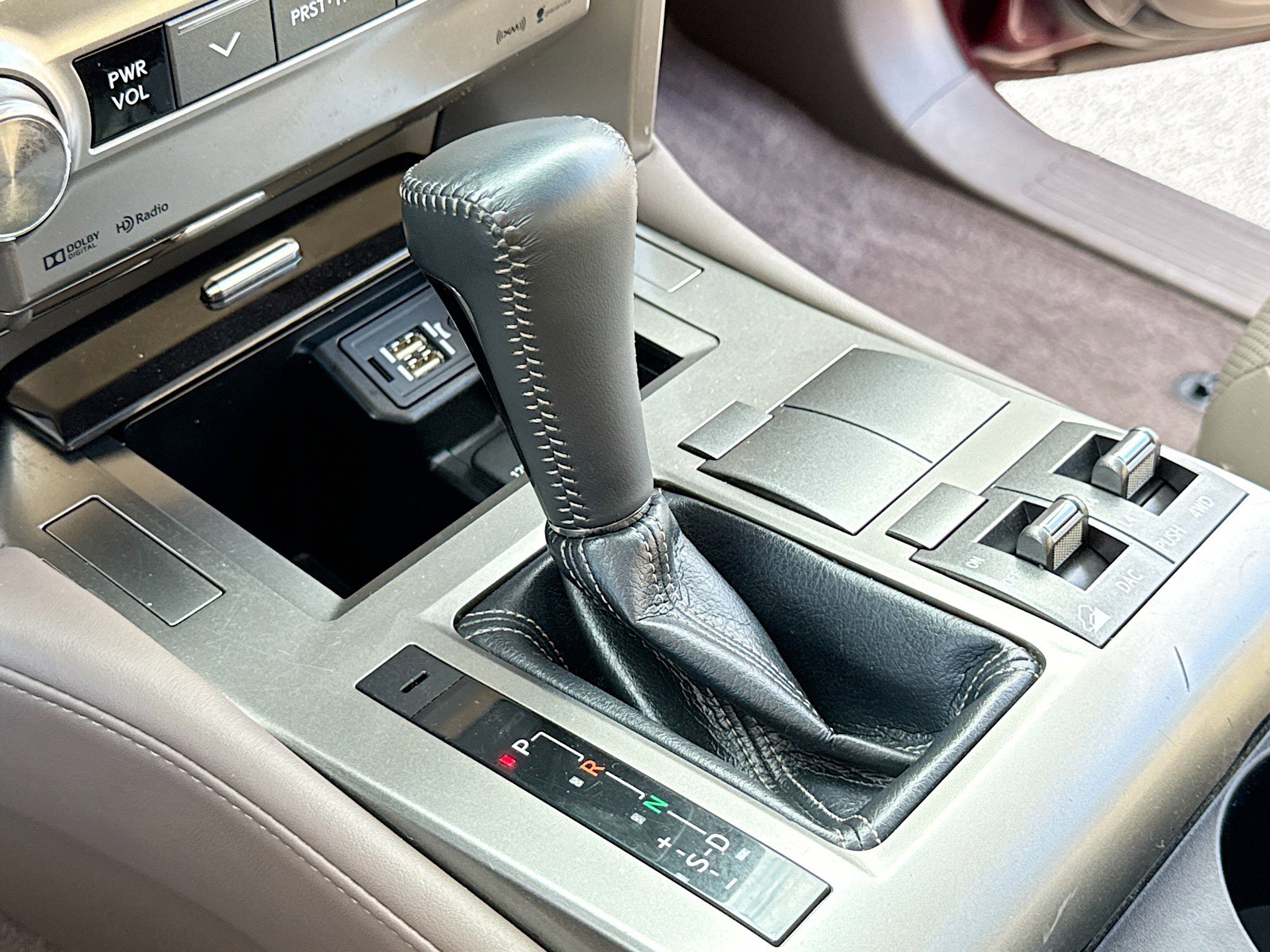 Used 2016 Lexus GX 460 image 11