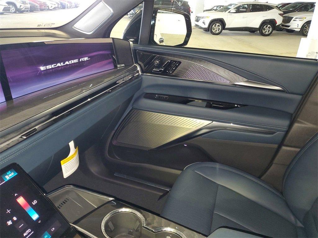 New 2026 Cadillac Escalade IQL Luxury image 20