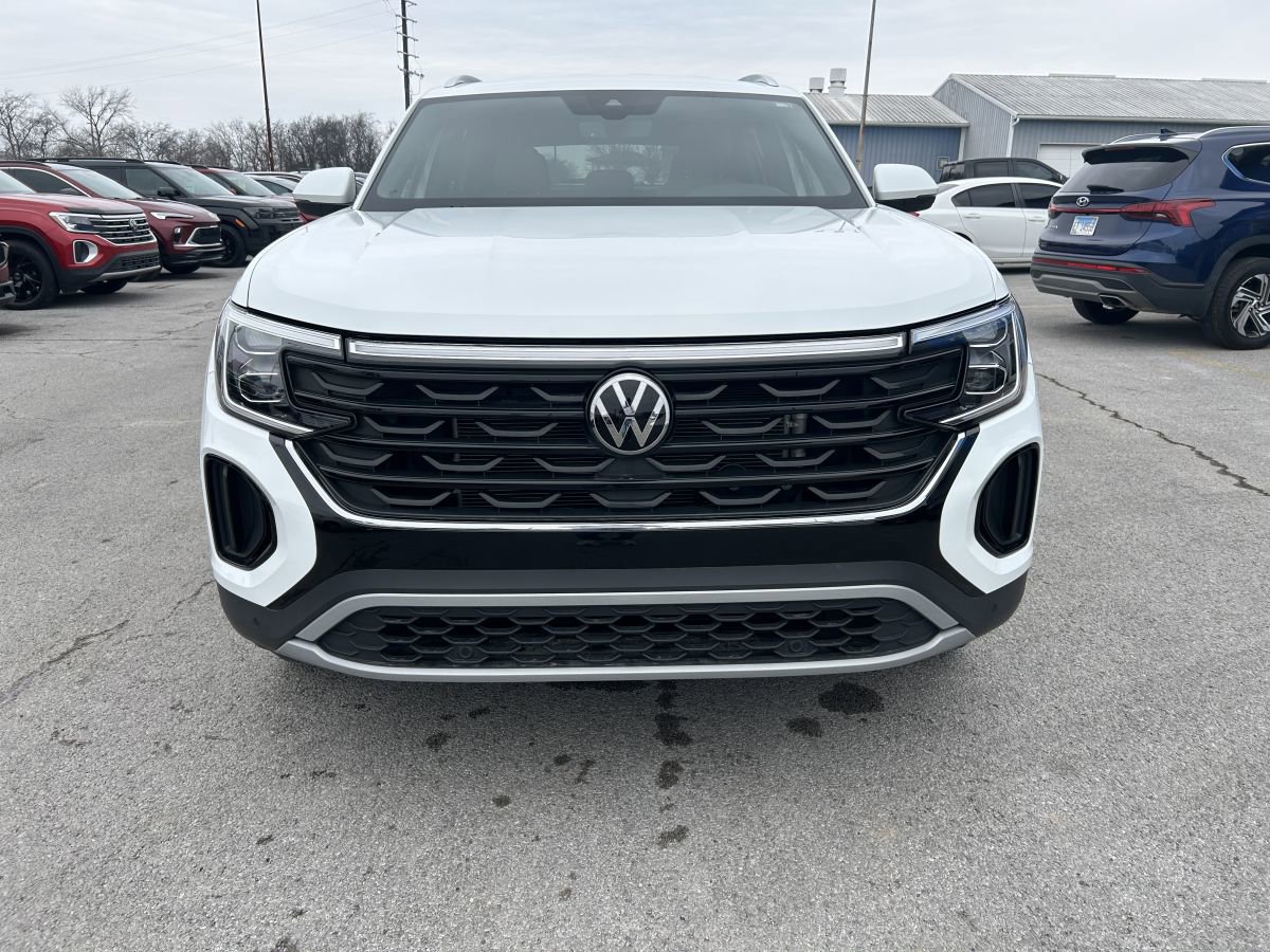Used 2024 Volkswagen Atlas Cross Sport SE image 7