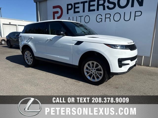 Used 2025 Land Rover Range Rover Sport SE AWD/4WD image 2