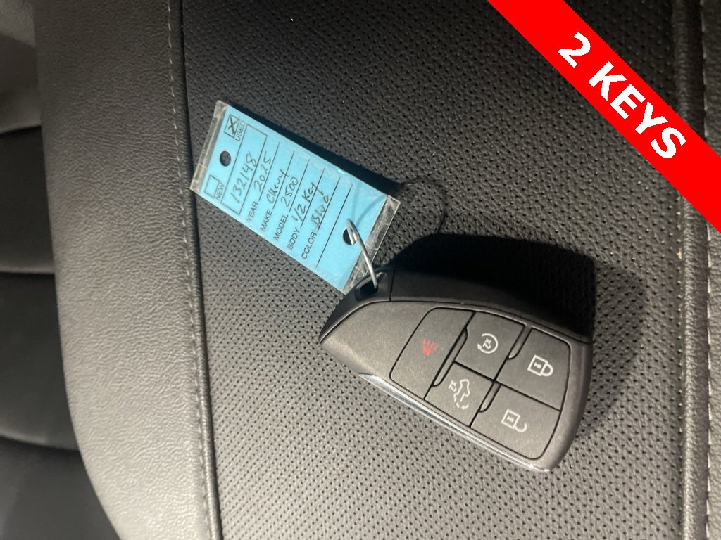 Used 2025 Chevrolet Silverado 2500 LTZ w/ LTZ Plus Package image 27