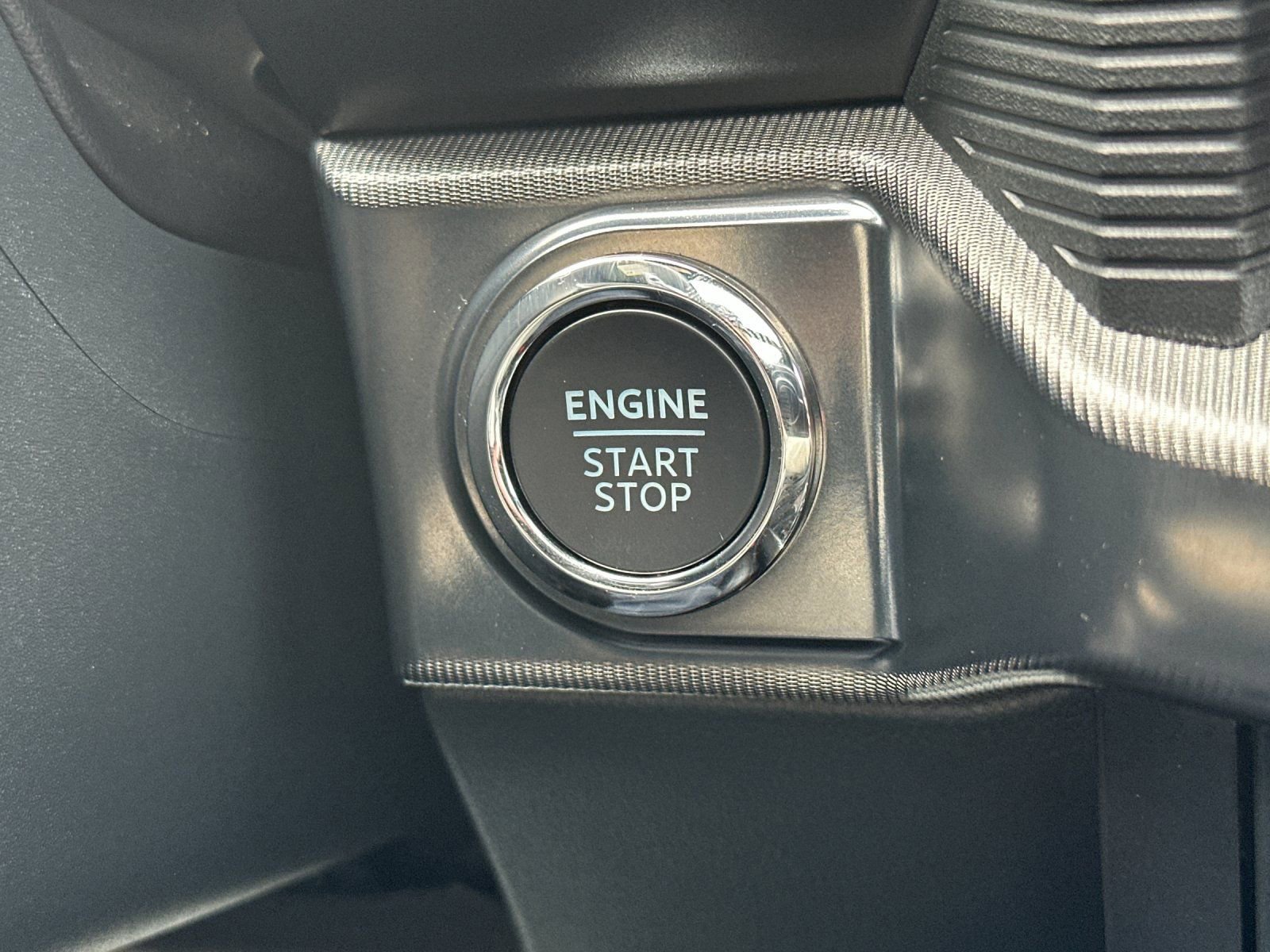 Used 2025 Ford F150 Raptor image 27