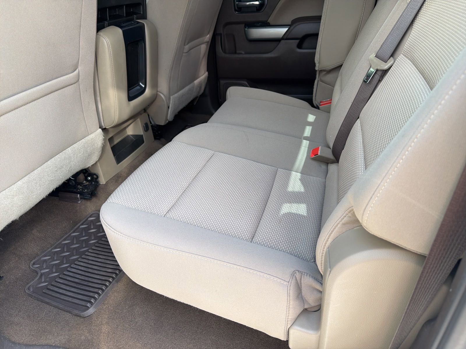 Used 2018 Chevrolet Silverado 1500 LT w/ All Star Edition image 14