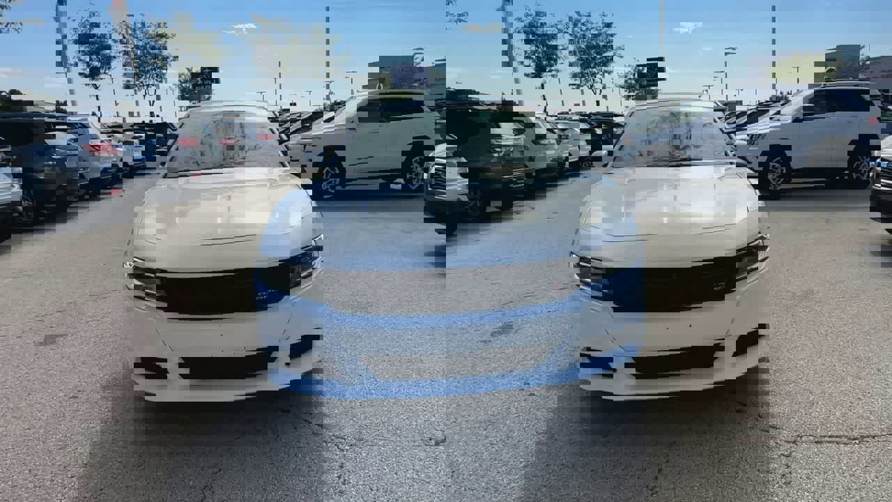 Used 2020 Dodge Charger SXT w/ Leather Interior Group image 3