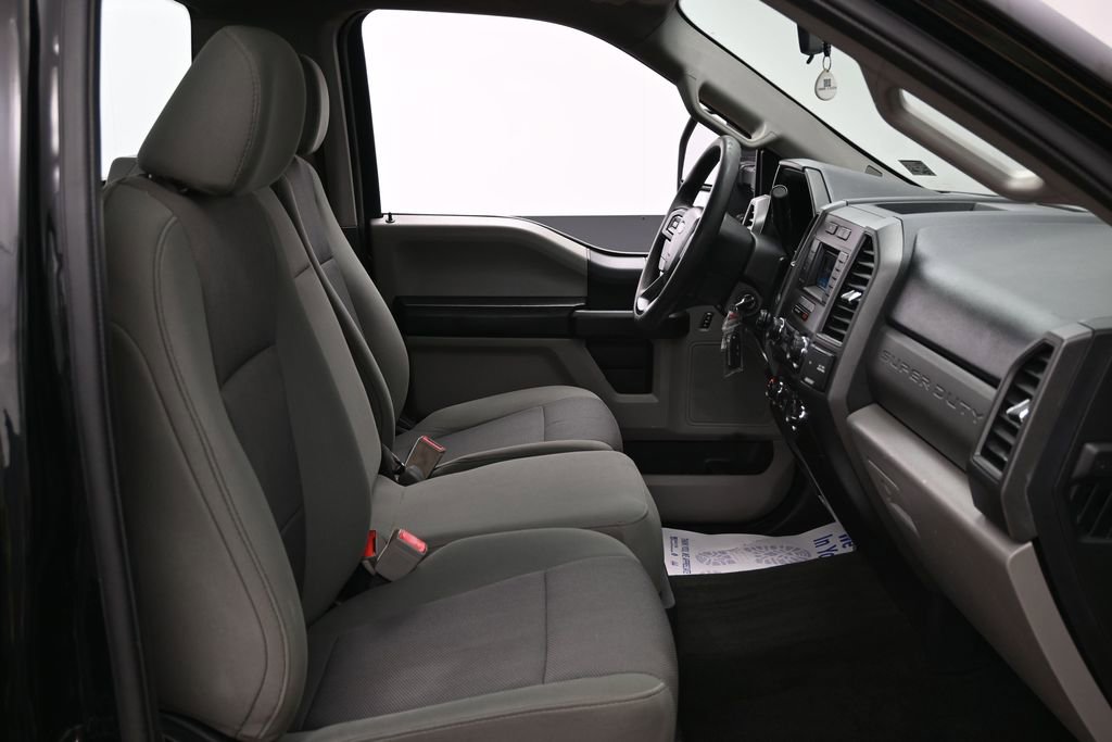 Used 2017 Ford F250 XL w/ STX Appearance Package AWD/4WD image 25