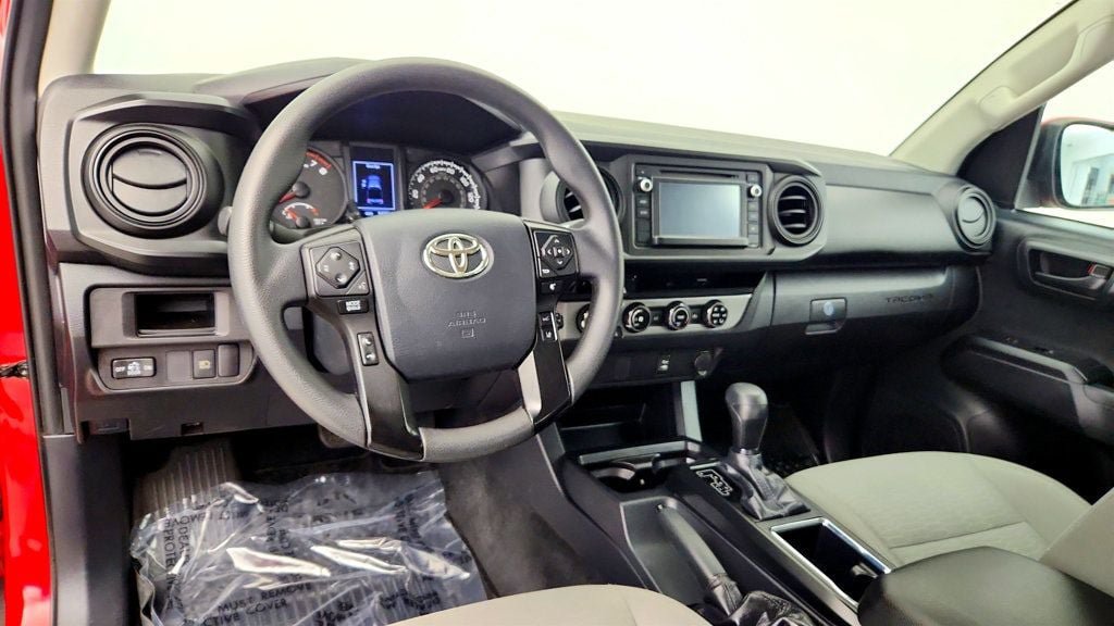 Used 2018 Toyota Tacoma SR w/ SR Convenience Package AWD/4WD image 12