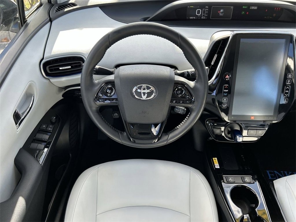 Used 2019 Toyota Prius Limited image 3