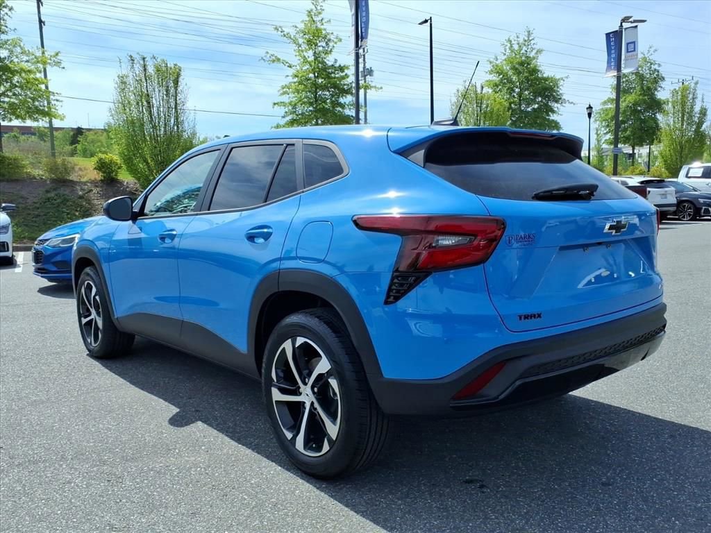 Certified 2024 Chevrolet Trax RS w/ Sunroof Package image 34