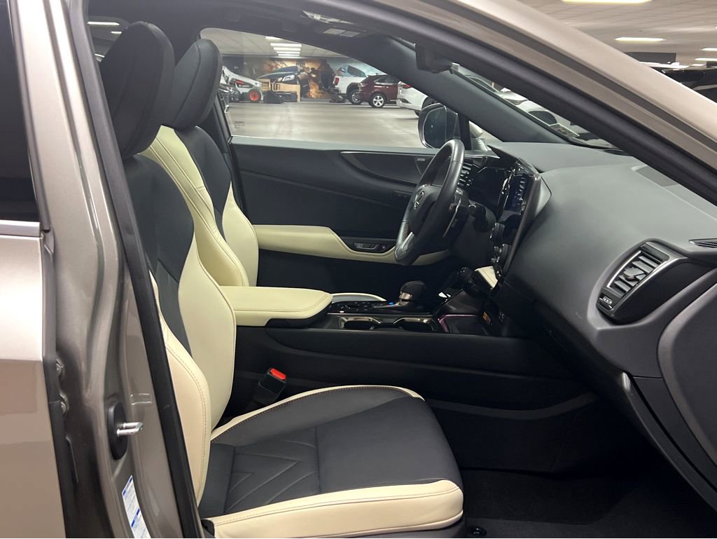 Used 2023 Lexus NX 350 AWD image 25