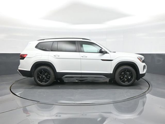 New 2026 Volkswagen Atlas Peak Edition AWD/4WD image 8
