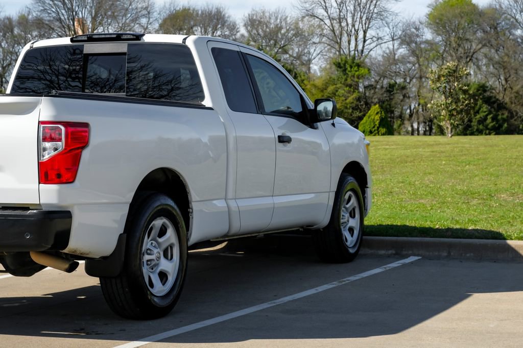 Used 2021 Nissan Titan S image 13