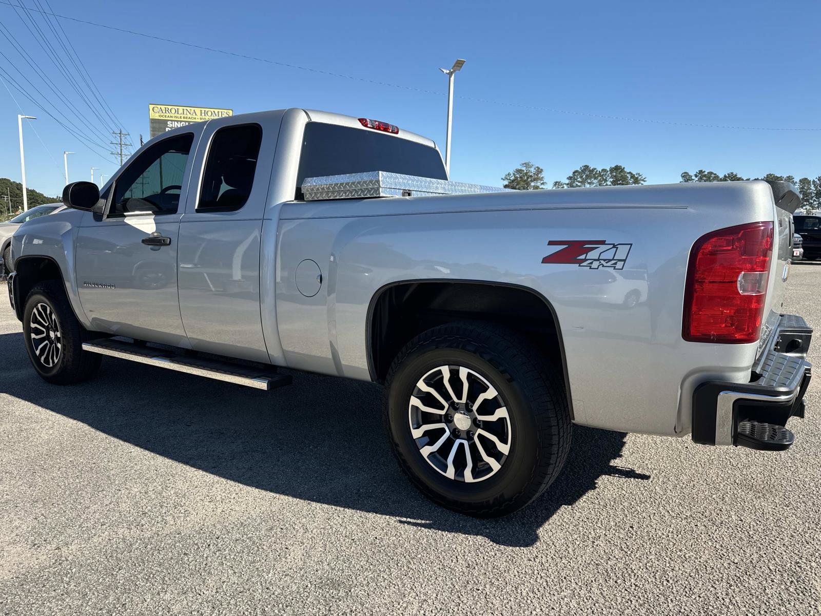 Used 2013 Chevrolet Silverado 1500 LT w/ All-Star Edition AWD/4WD image 6