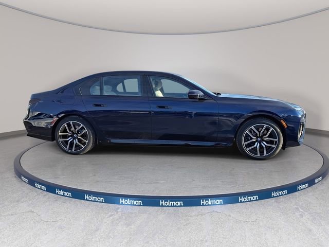 New 2026 BMW 750e xDrive w/ Executive Package image 4