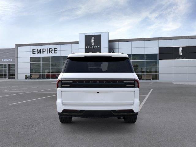 New 2026 Lincoln Navigator Reserve w/ Jet Appearance Package AWD/4WD image 5