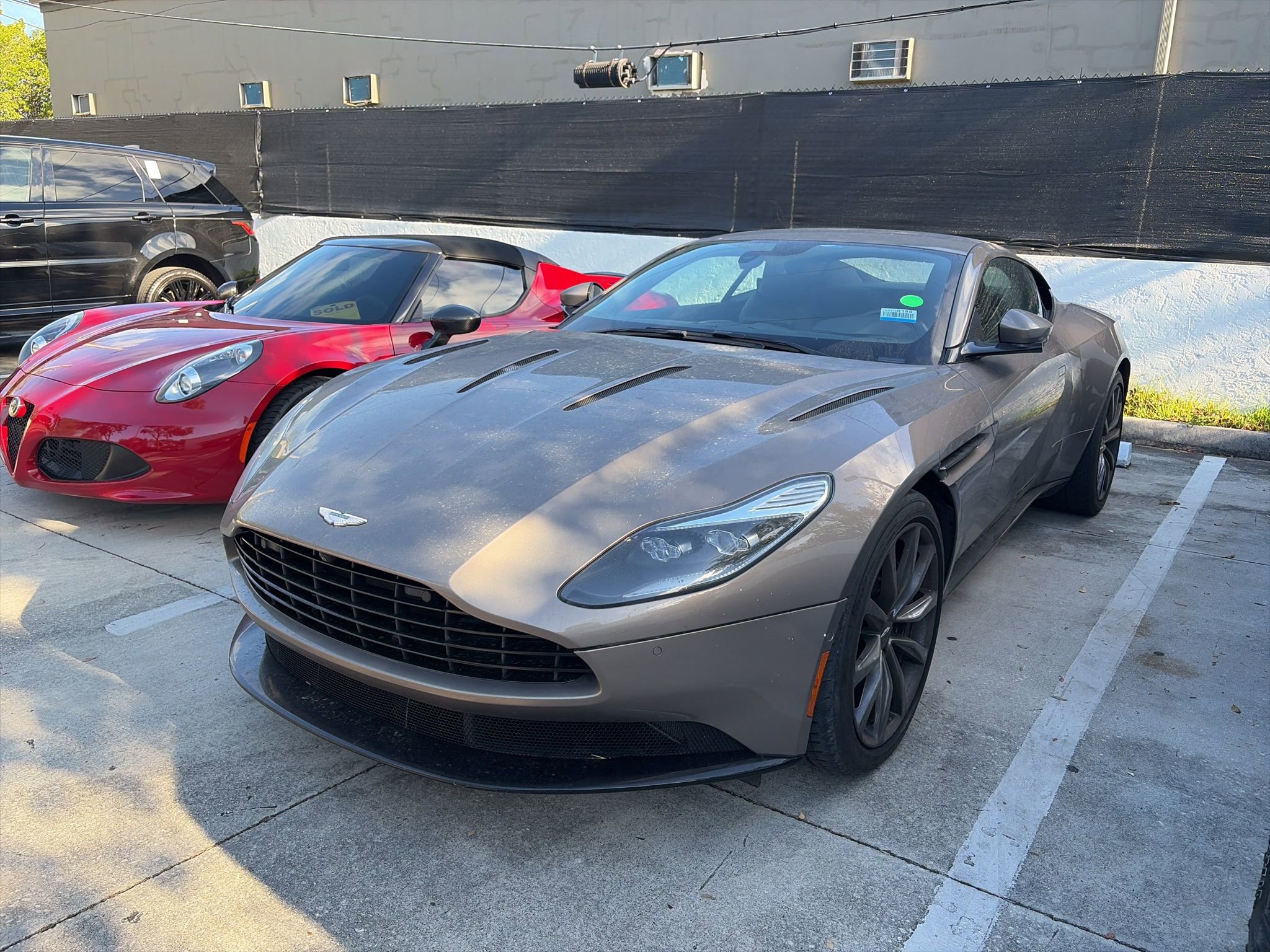 Used 2018 Aston Martin DB11 V12 image 2