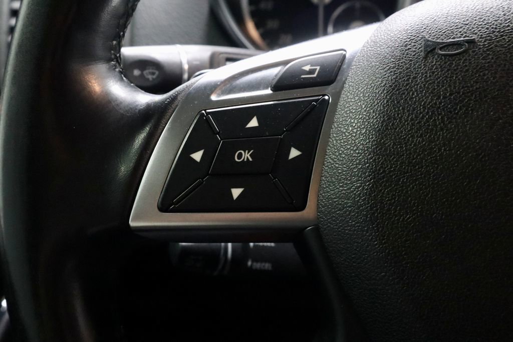 Used 2015 Mercedes-Benz G 550 image 26