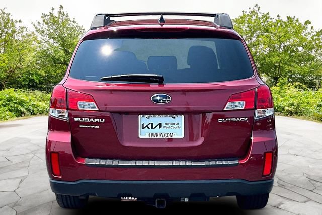 Used 2014 Subaru Outback 2.5i Limited w/ Moonroof Package AWD/4WD image 4