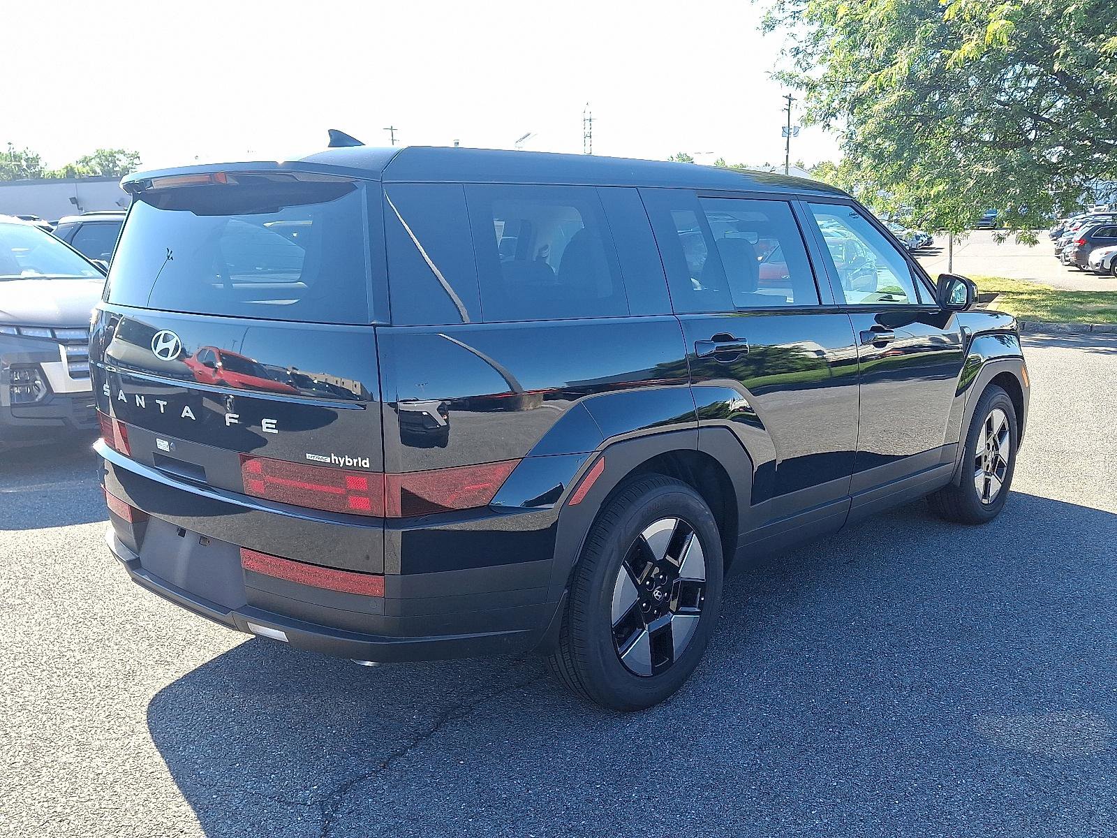 New 2026 Hyundai Santa Fe SE image 3