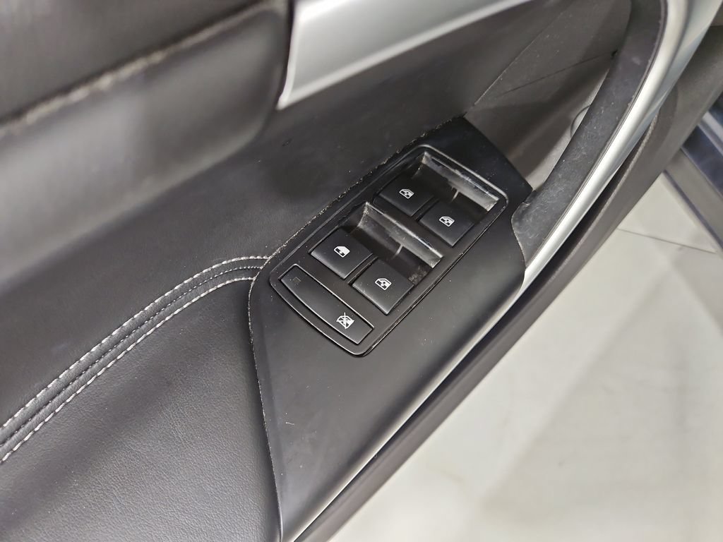 Used 2014 Buick Regal FWD image 12