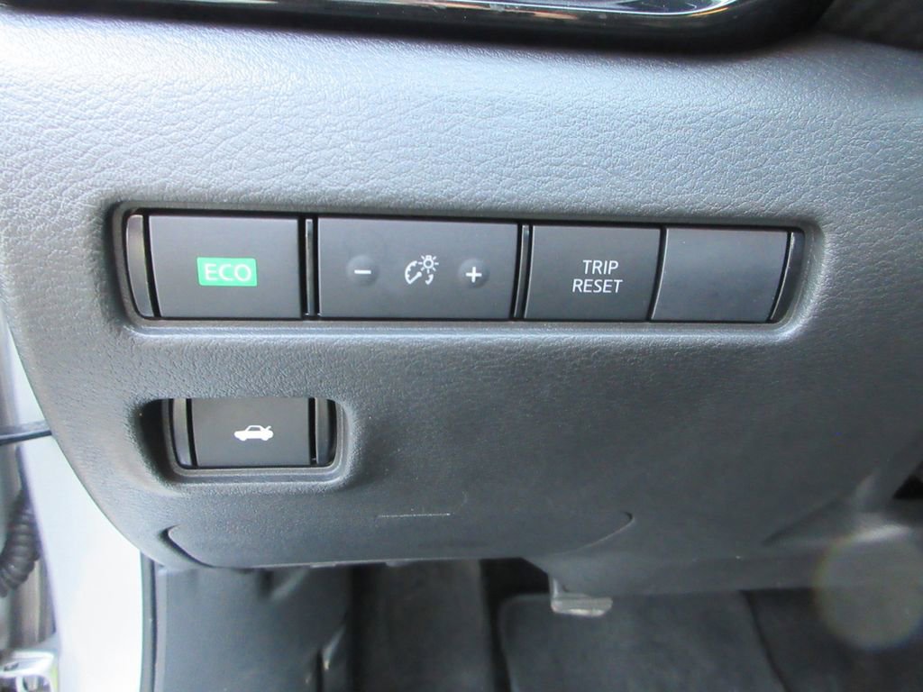 Used 2023 Nissan Sentra SV image 22