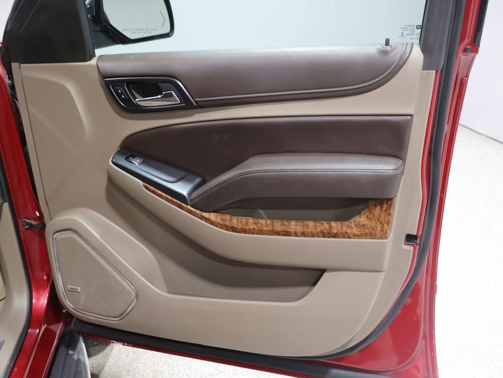 Used 2015 Chevrolet Suburban LTZ AWD/4WD image 27