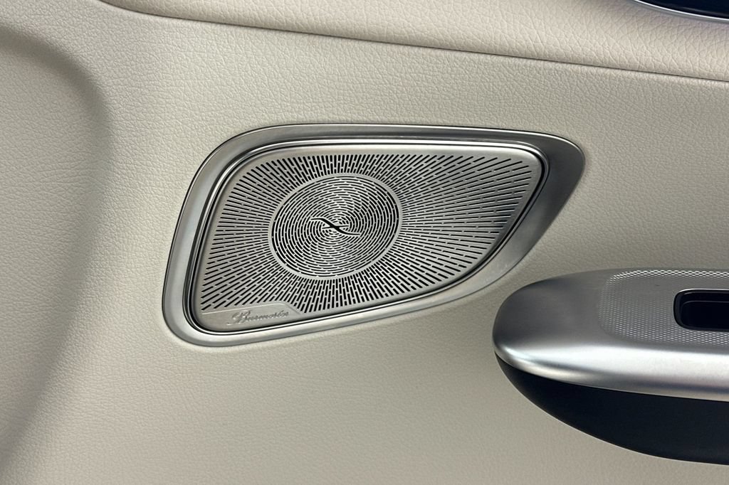 Used 2024 Mercedes-Benz GLC 300 4MATIC image 22