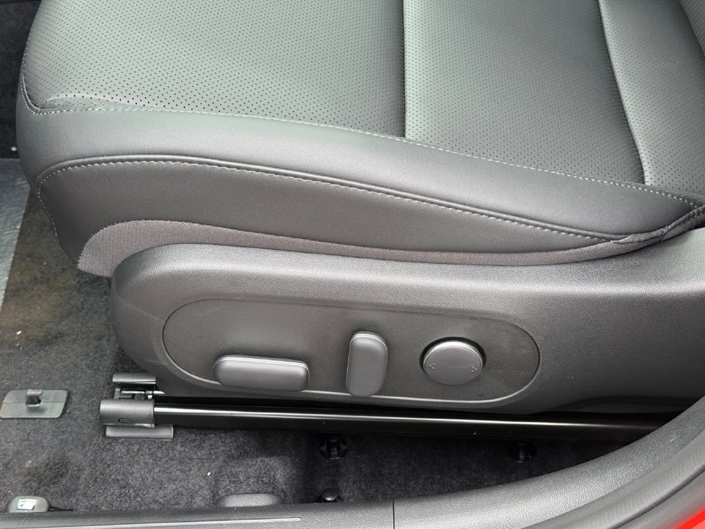 New 2027 Hyundai Kona Limited AWD/4WD image 17