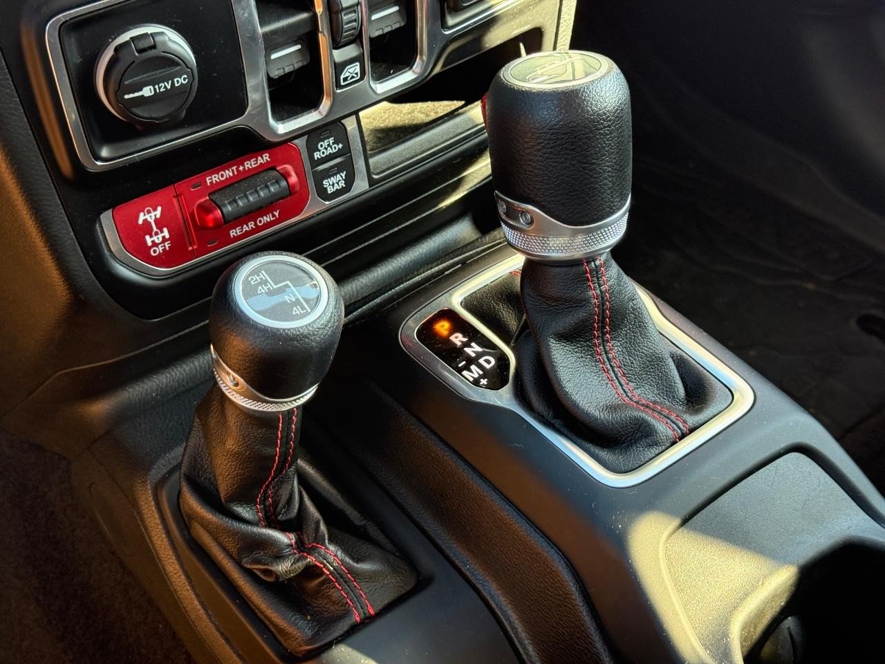 Used 2021 Jeep Gladiator Rubicon AWD/4WD image 21