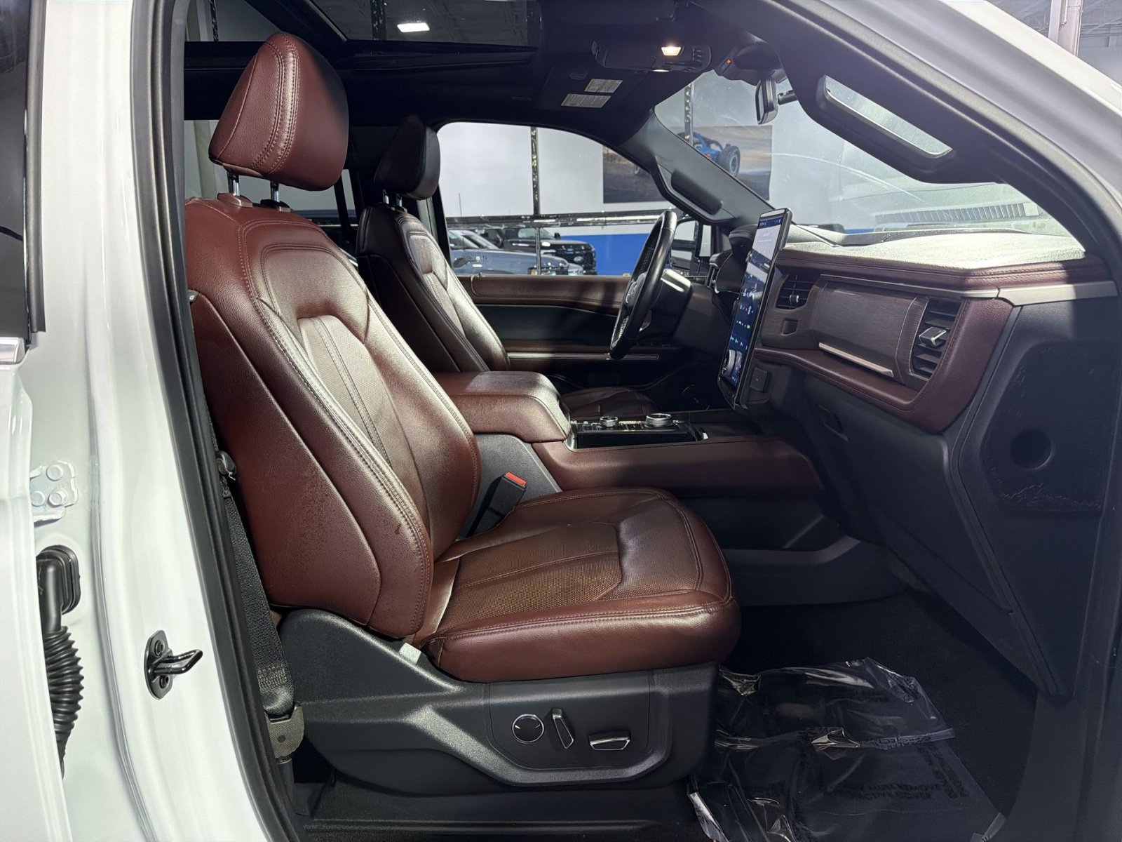 Used 2023 Ford Expedition Max Limited AWD/4WD image 26