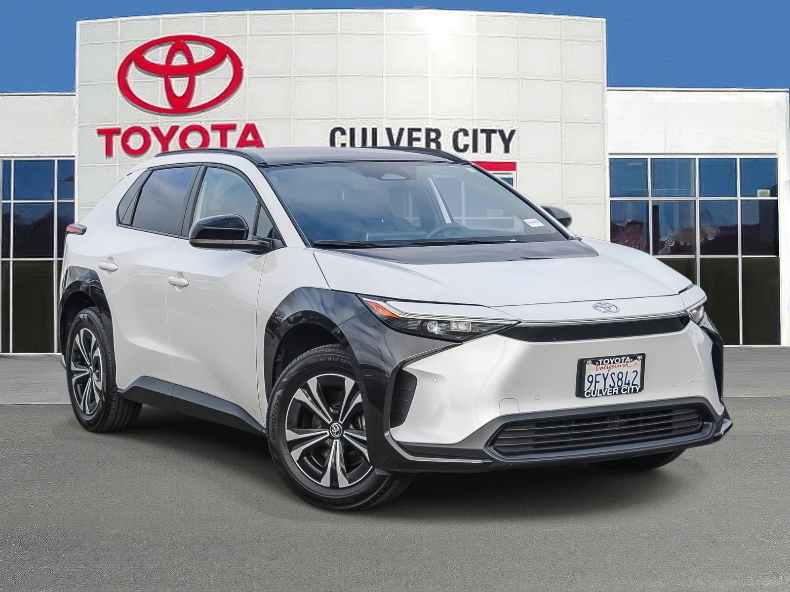 Certified 2023 Toyota bZ4X FWD w/ Weather Package image 1