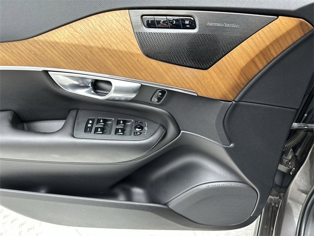 Certified 2023 Volvo XC90 T8 Plus image 13