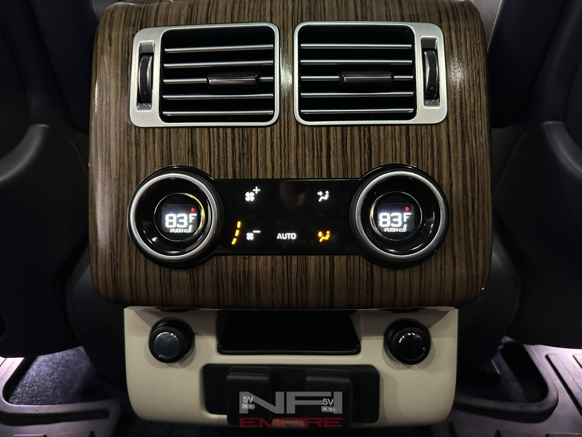 Used 2018 Land Rover Range Rover Supercharged AWD/4WD image 44