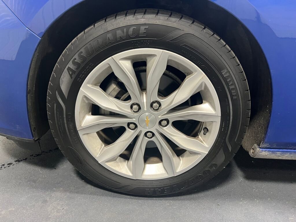 Used 2023 Chevrolet Malibu LT w/ Driver Confidence Package image 13