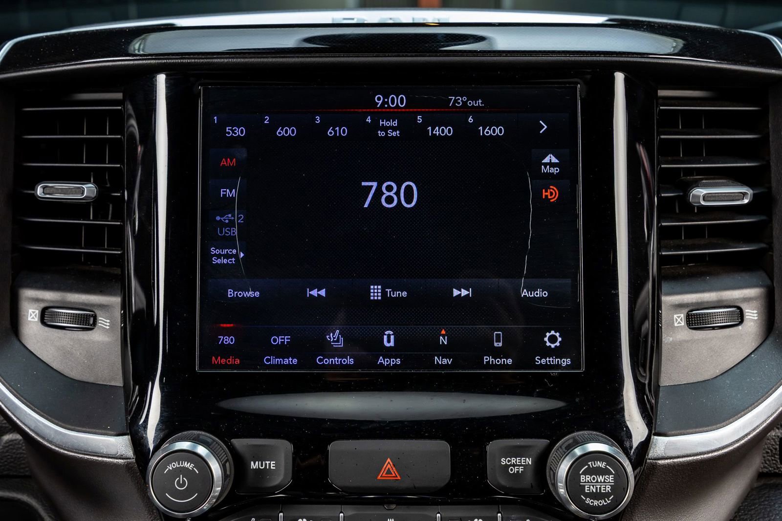 Used 2020 RAM 2500 Laramie image 24