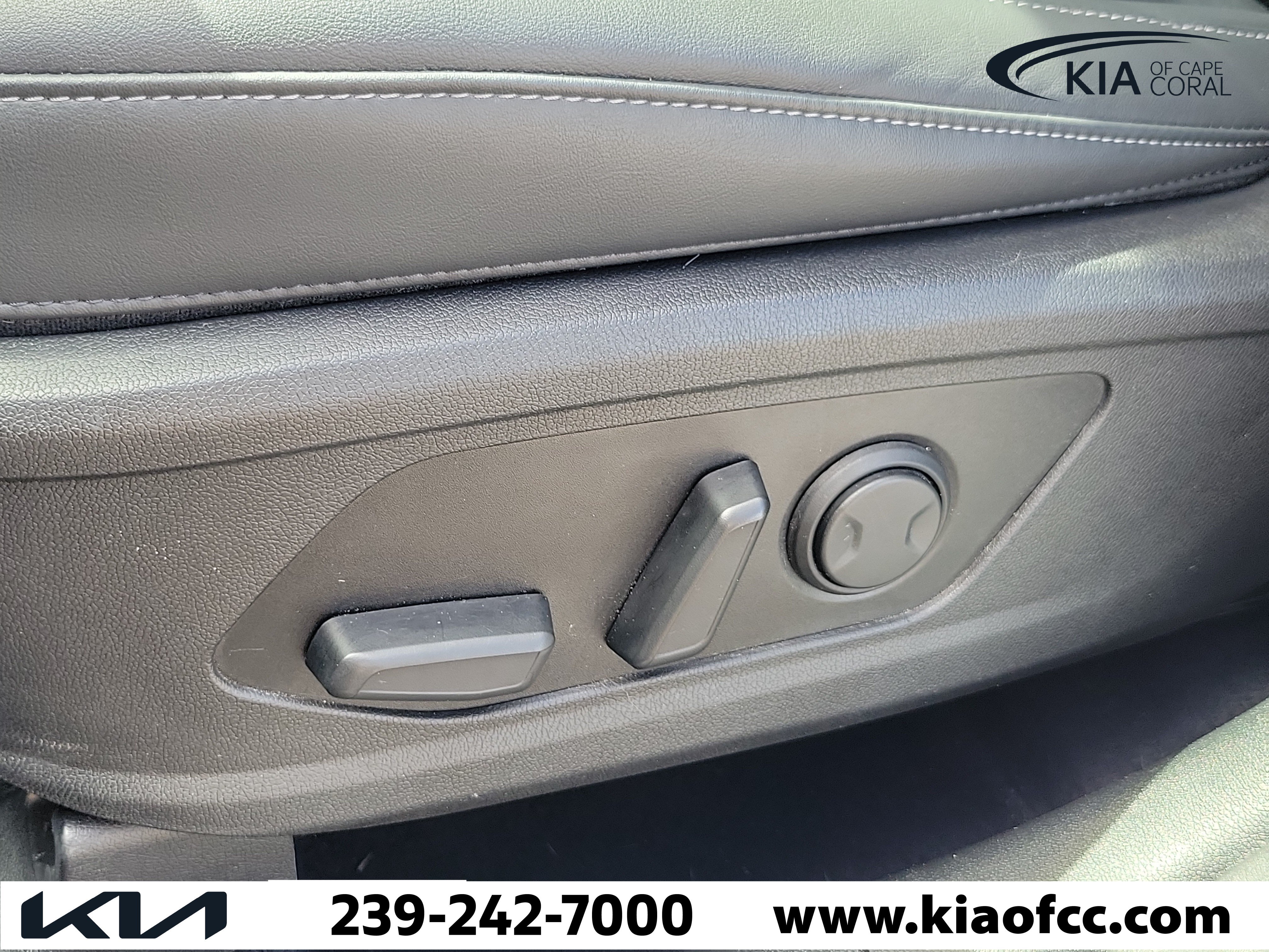 Used 2022 Kia Sorento SX AWD/4WD image 23