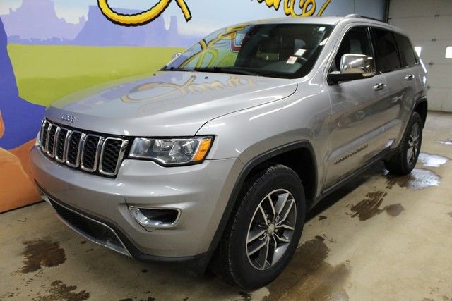 Used 2018 Jeep Grand Cherokee Limited image 9