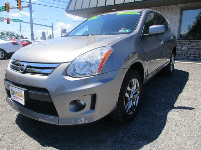 Used 2010 Nissan Rogue S Krom Edition AWD/4WD image 4