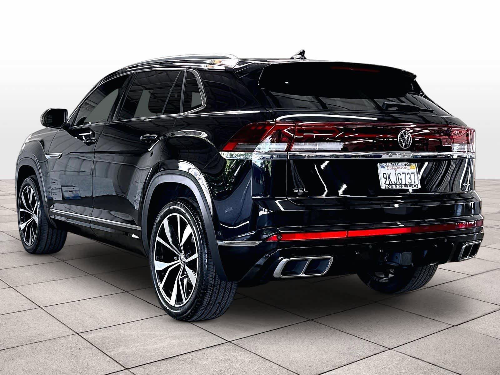 Used 2024 Volkswagen Atlas Cross Sport SEL Premium R-Line AWD/4WD image 7