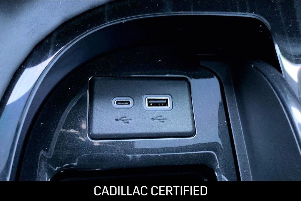 Certified 2024 Cadillac Escalade ESV V w/ Heavy-Duty Trailer Package image 33