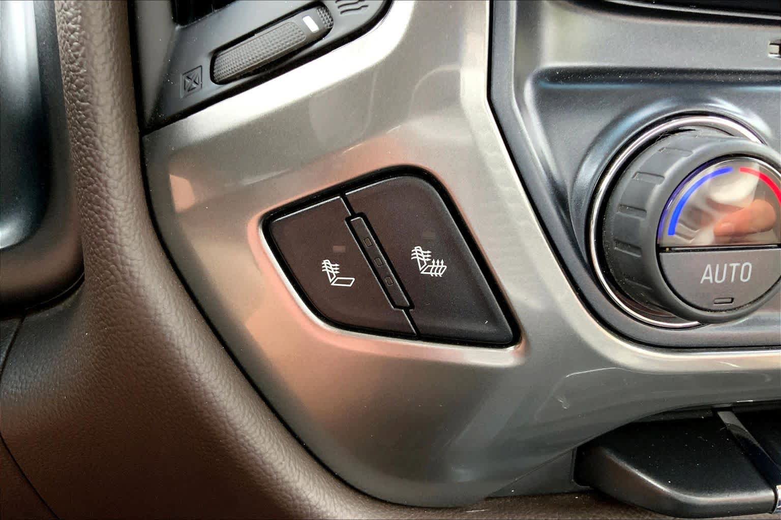Used 2018 Chevrolet Silverado 1500 LT w/ Texas Edition RWD image 35