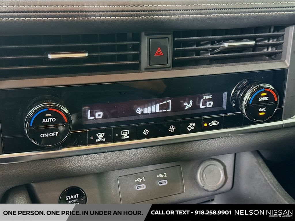 Certified 2025 Nissan Rogue SV FWD image 15