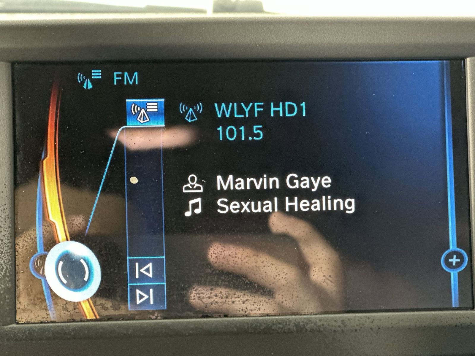 Used 2017 BMW i3 w/ Range Extender image 16