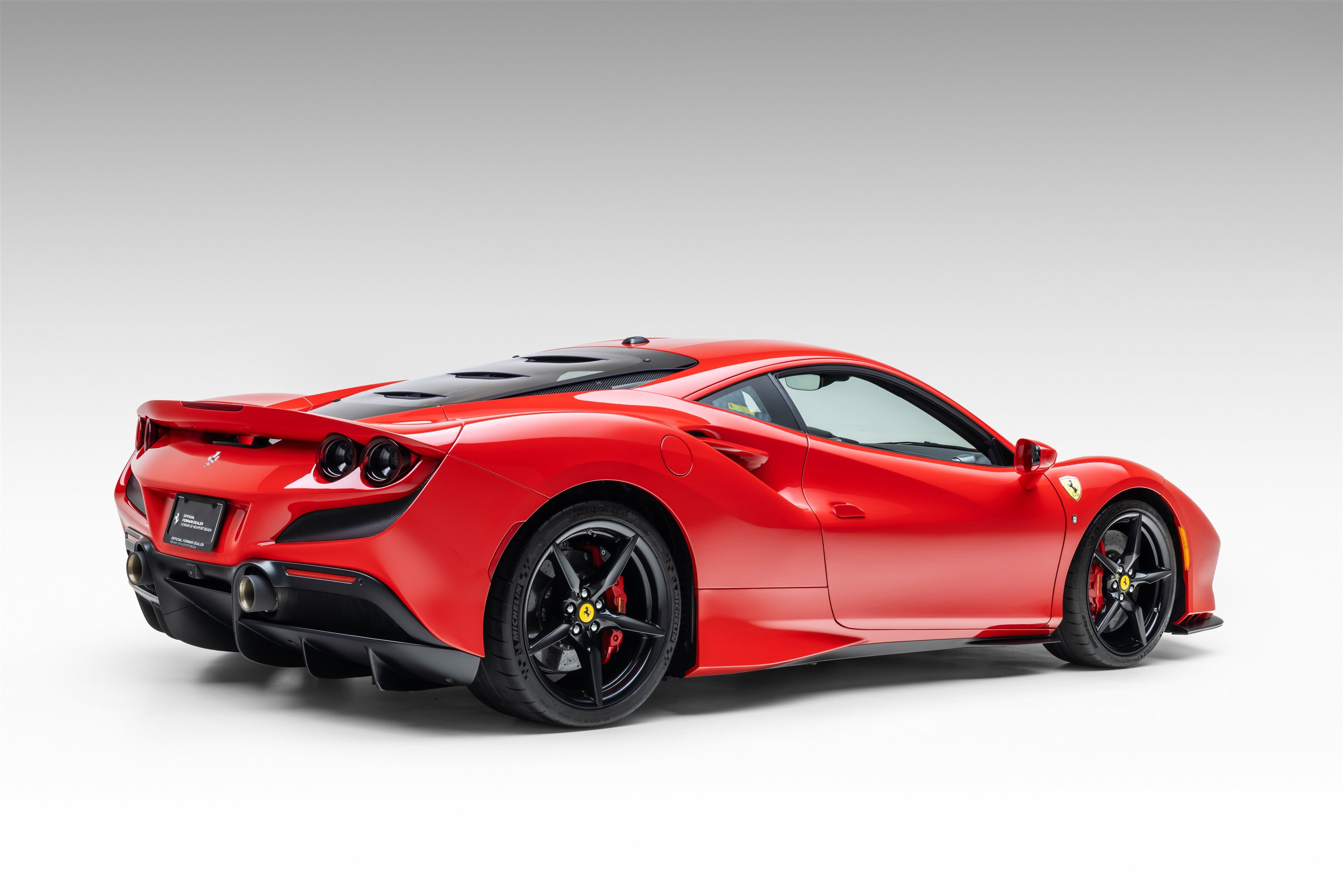 Certified 2020 Ferrari F8 Tributo image 12