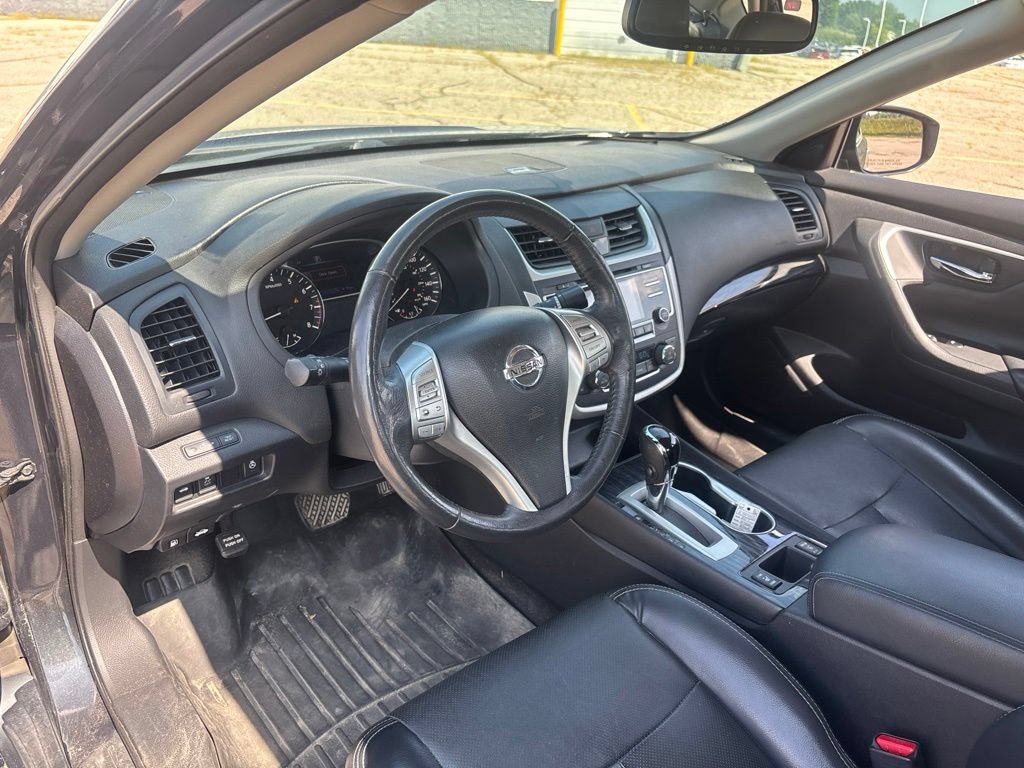 Used 2017 Nissan Altima 2.5 SL FWD image 19