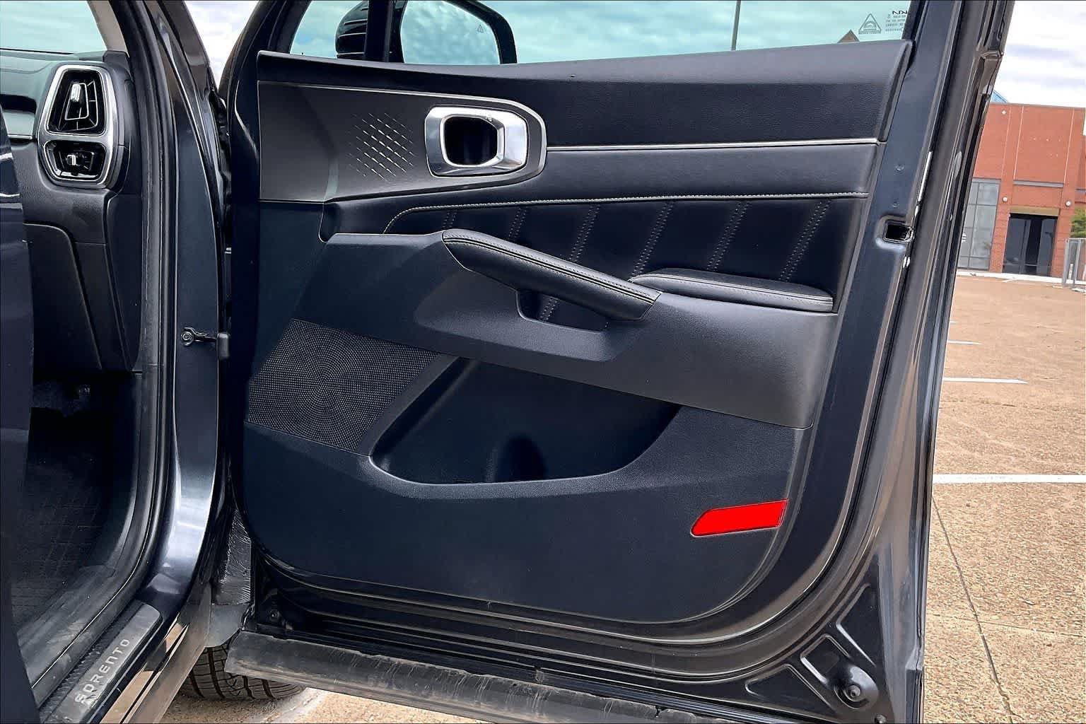 Certified 2023 Kia Sorento SX AWD/4WD image 27