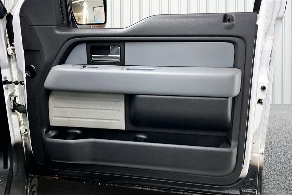 Used 2013 Ford F150 XLT w/ Mid Equipment Group image 26