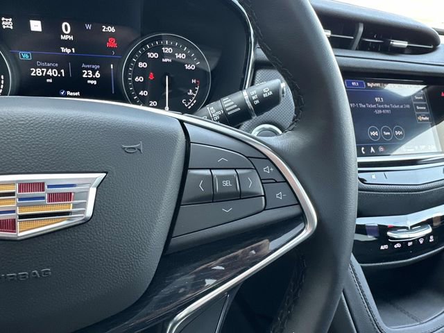 Certified 2025 Cadillac XT5 Premium Luxury w/ Technology Package image 38